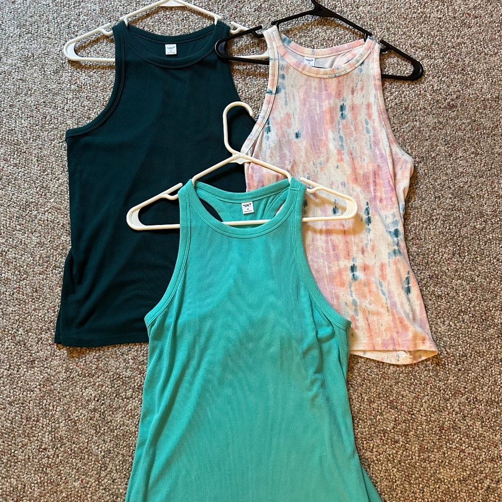 Old Navy UltraLite Rib-Knit Racerback Tank Top 3 pack